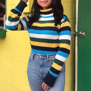 KNITTED STRIPED TURTLENECK